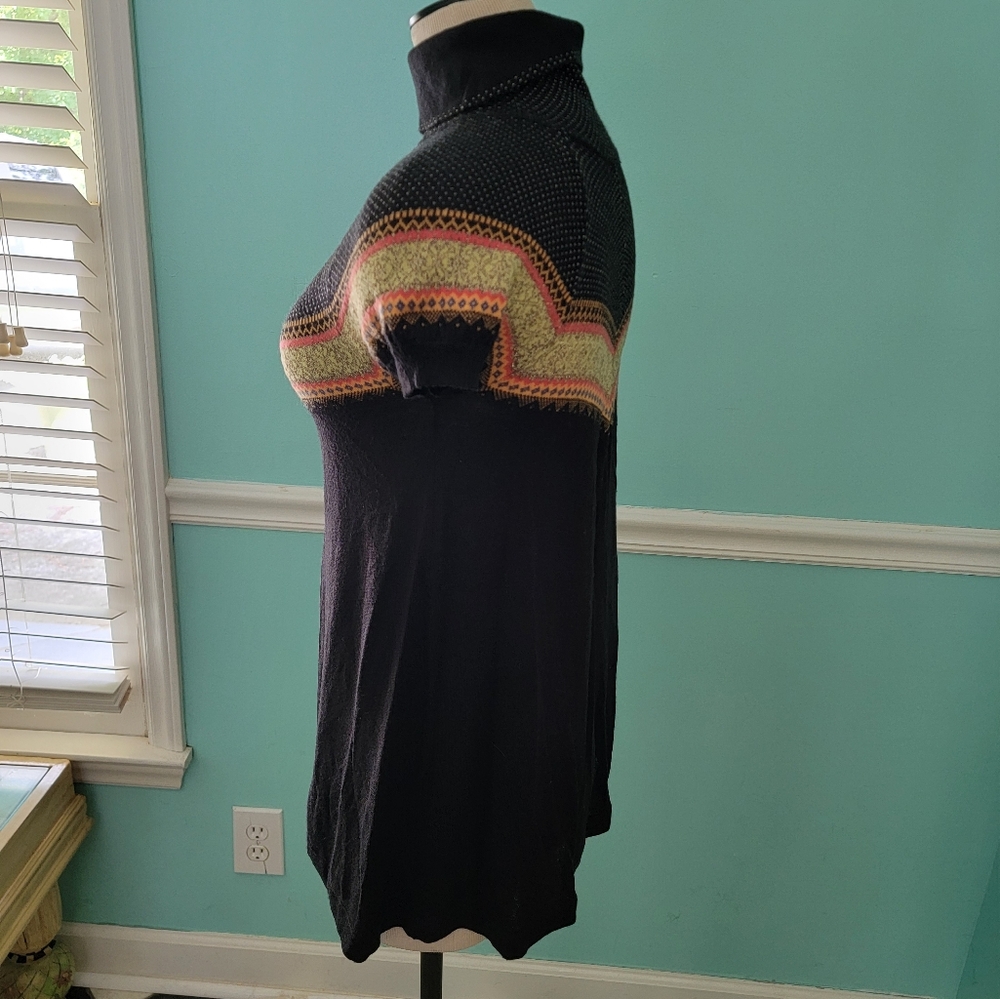 Free People Sweater - Picture 2 of 10